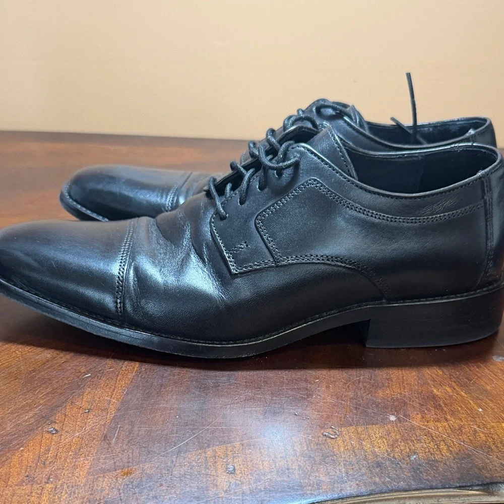 Johnston‎ & Murphy Black Leather Oxfords
